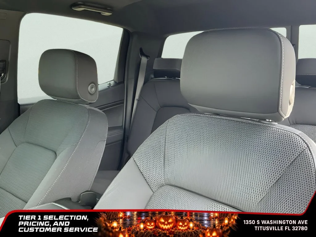 New 2026 Sterling Metallic GMC Elevation image 21