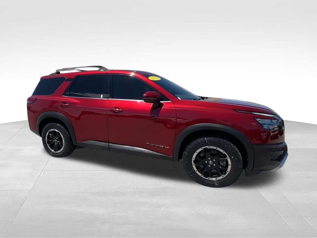 Used 2023 Red Nissan Rock Creek image 9