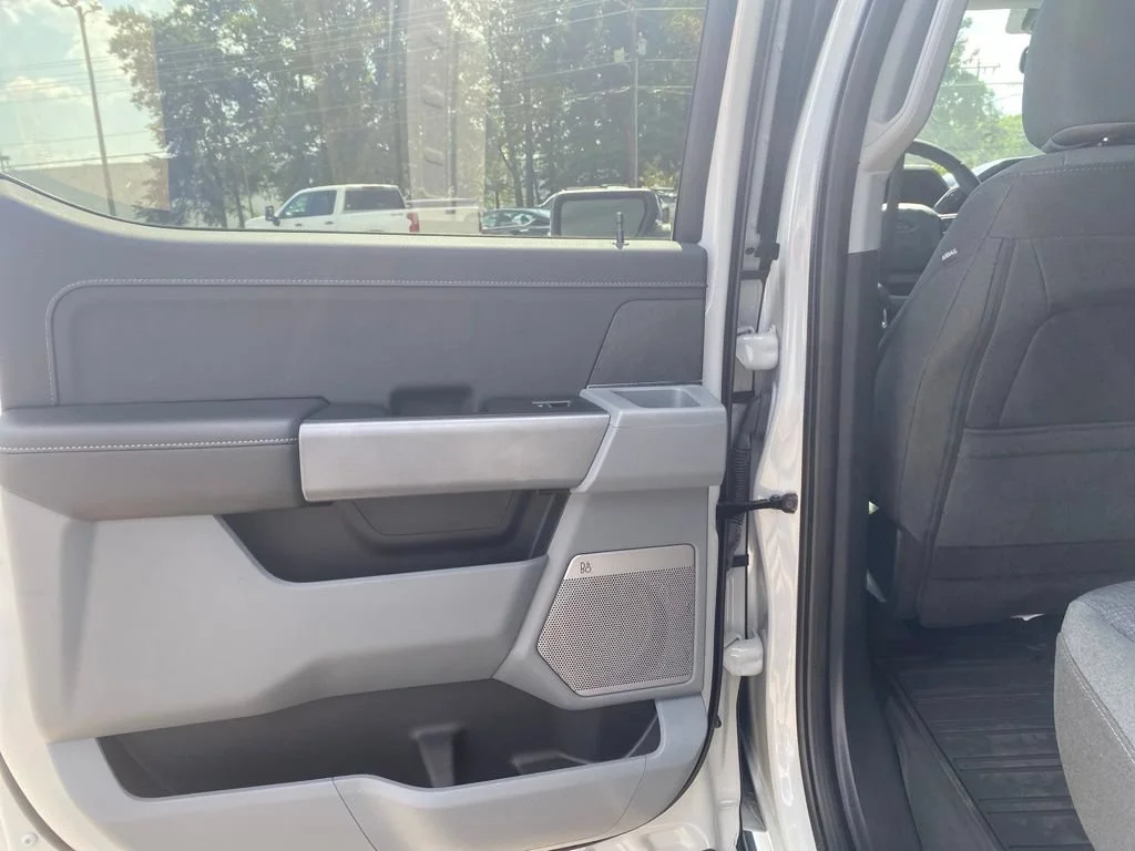 Used 2024  Ford XLT image 30