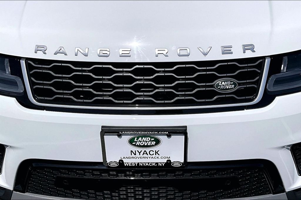 Certified Used 2022 Fuji White Land Rover SE image 31