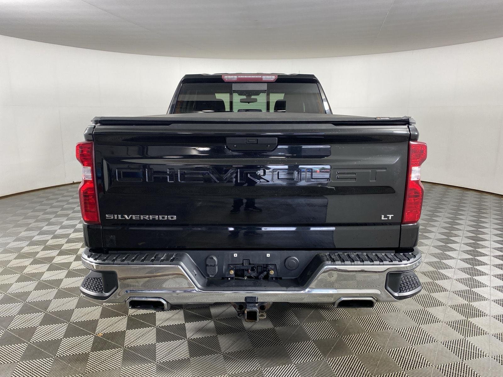 Used 2019 Black Chevrolet LT image 6