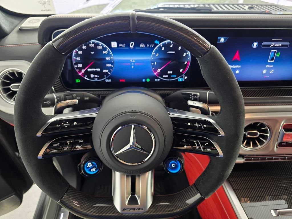 New 2027 MANUFAKTUR Arabian Grey Non- Metallic Mercedes-Benz AMG® G 63 SUV image 13