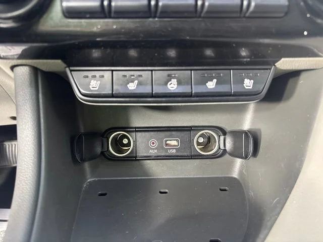 Used 2019 Blue Kia EX image 7
