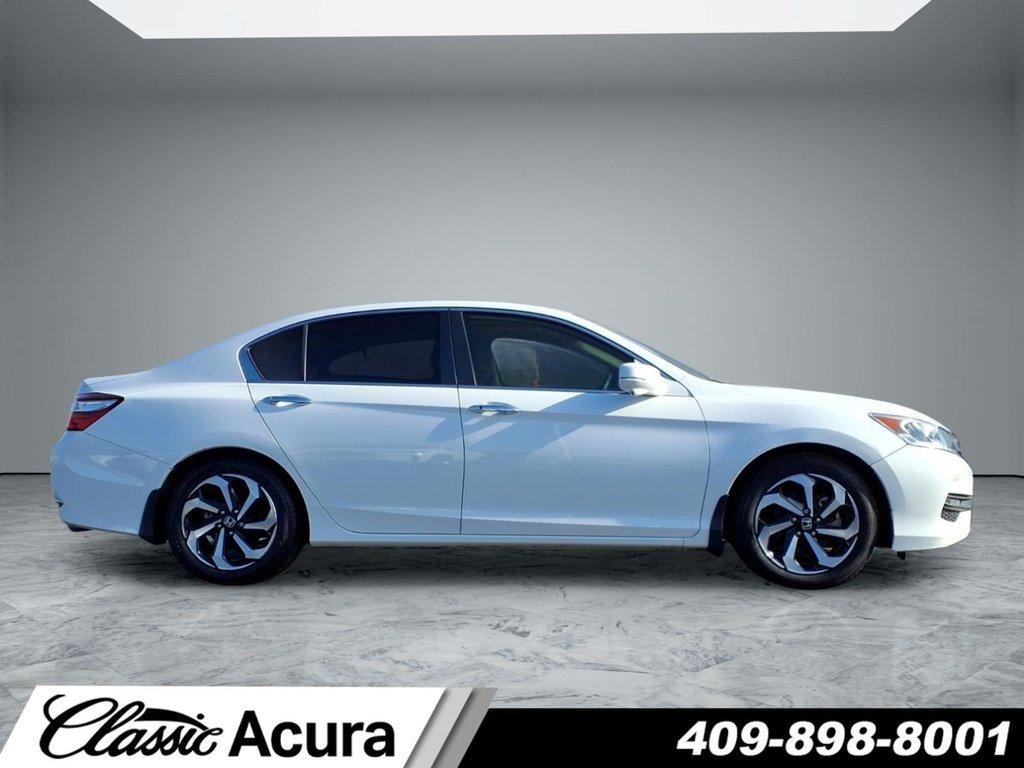 Used 2016 White Orchid Pearl Honda 4dr I4 CVT EX-L image 8