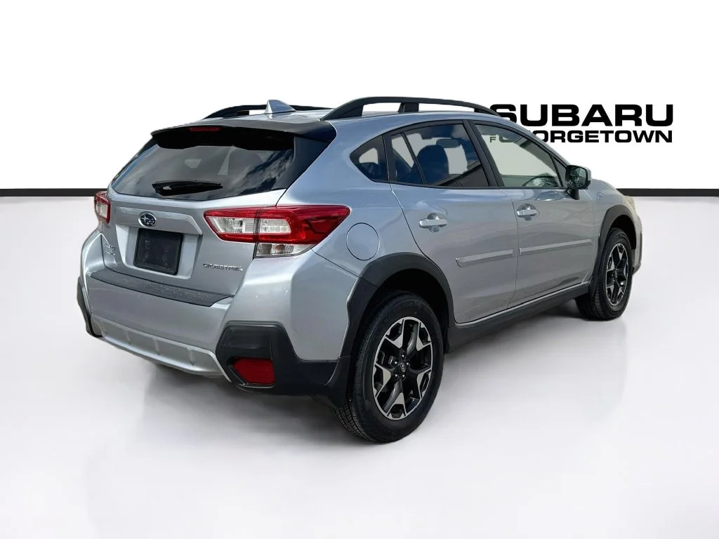 Used 2019 Silver Subaru 2.0i Premium image 7