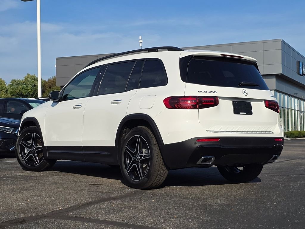 New 2026 Polar White Mercedes-Benz GLB 250 image 15