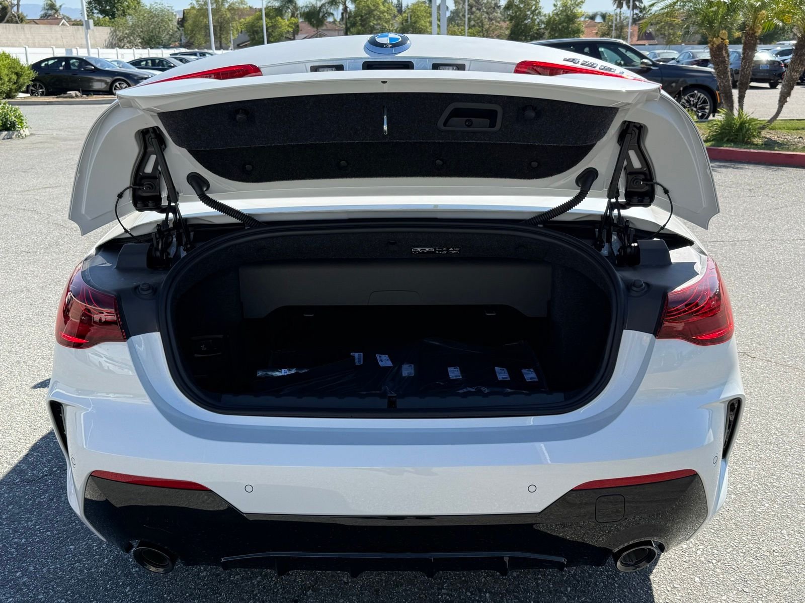 New 2026 Mineral White Metallic BMW 430i image 15
