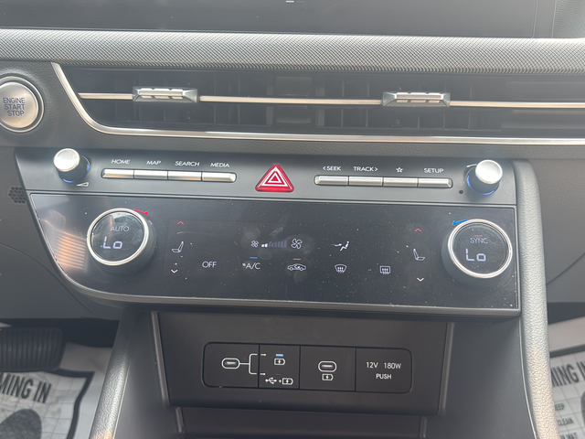 Used 2024 Blue Hyundai SEL image 18