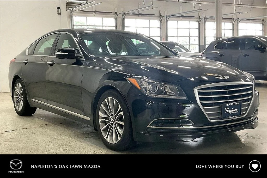 2015 Hyundai Genesis 3.8 AWD's photo