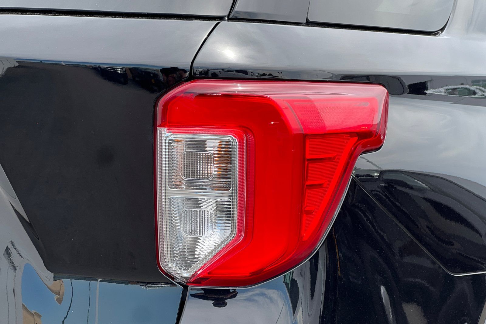 Used 2022 Black Ford XLT image 34