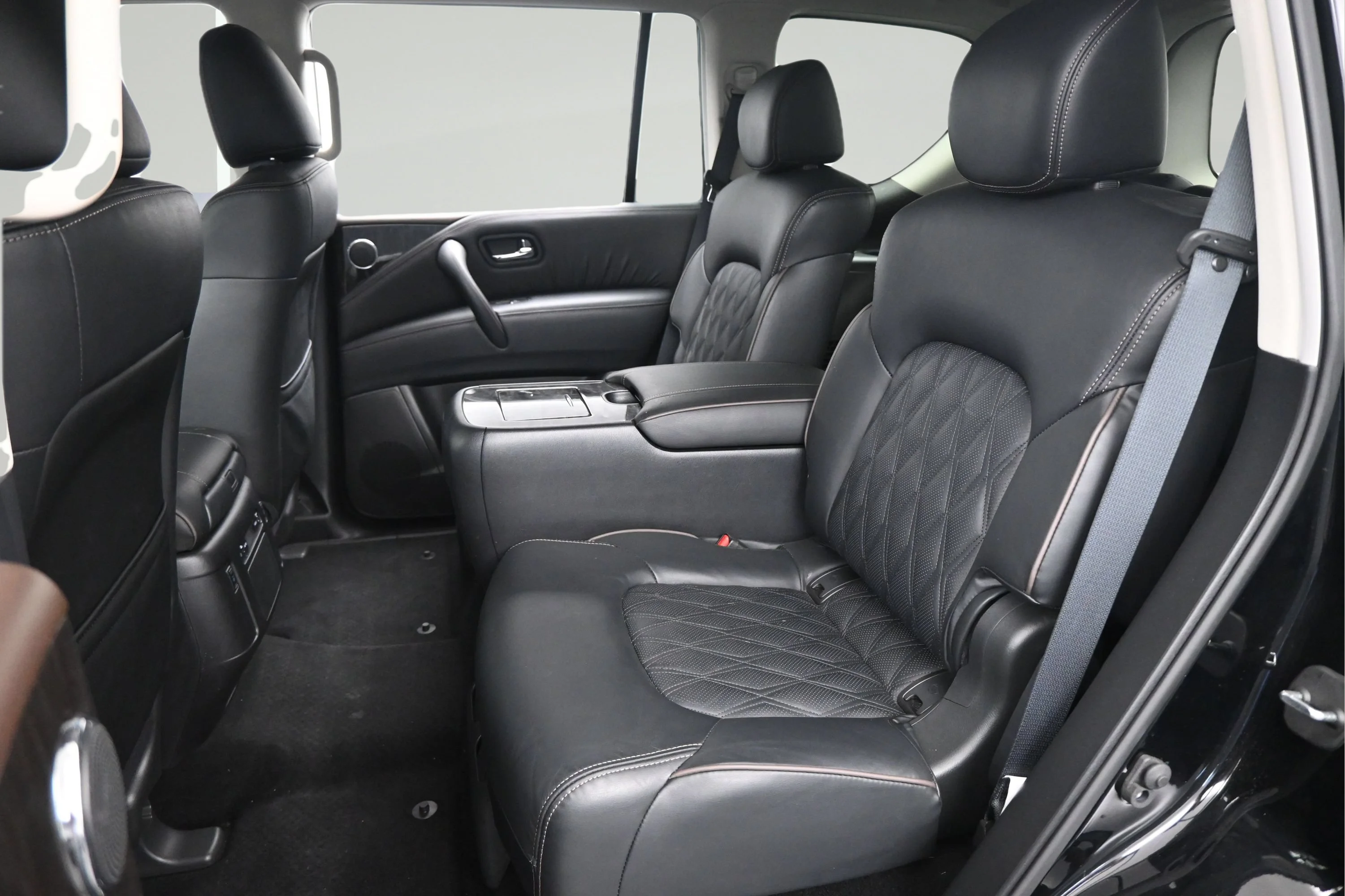 Certified Used 2024 Super Black Nissan Platinum image 11