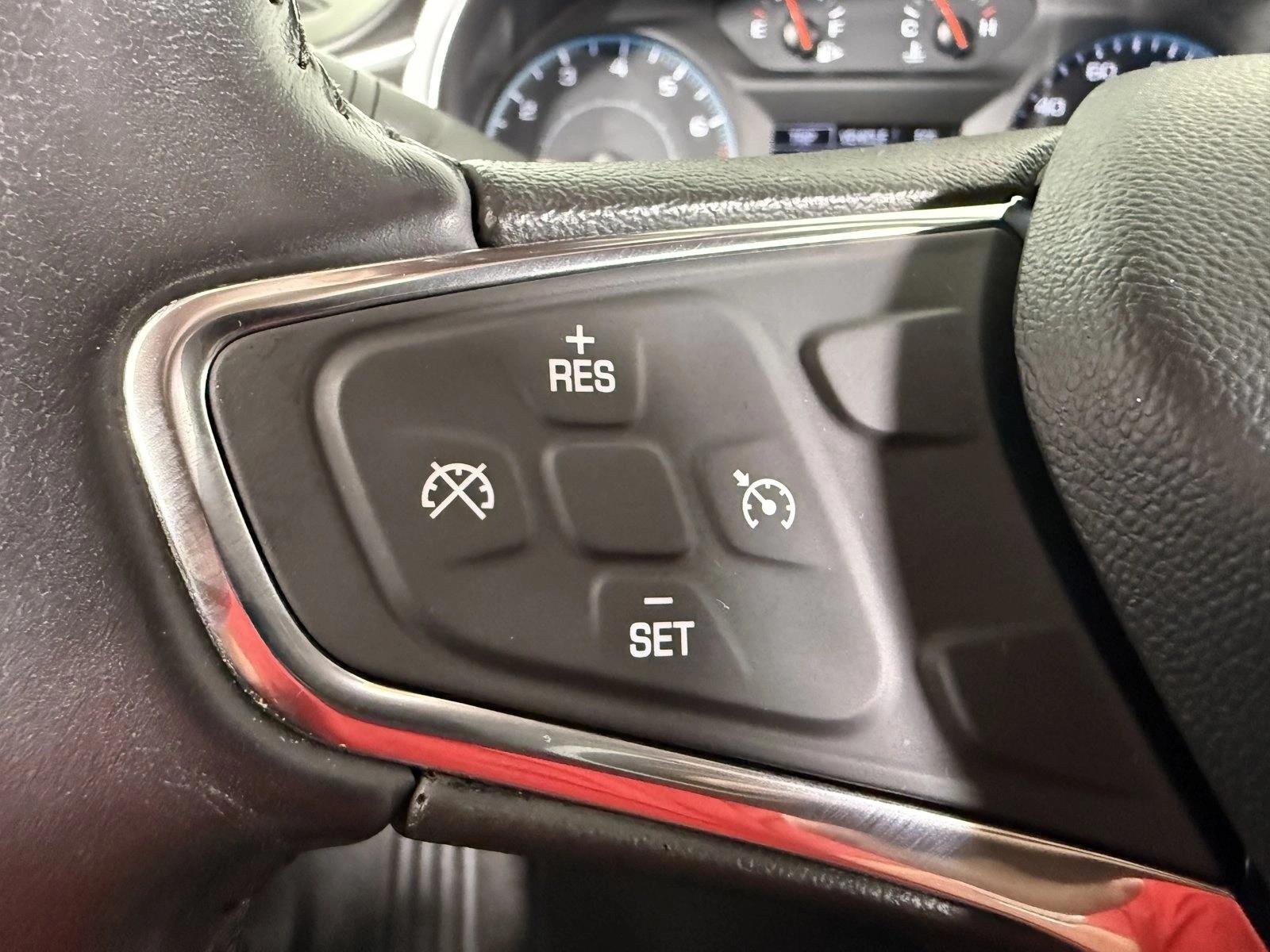 Used 2021 Summit White Chevrolet RS image 7