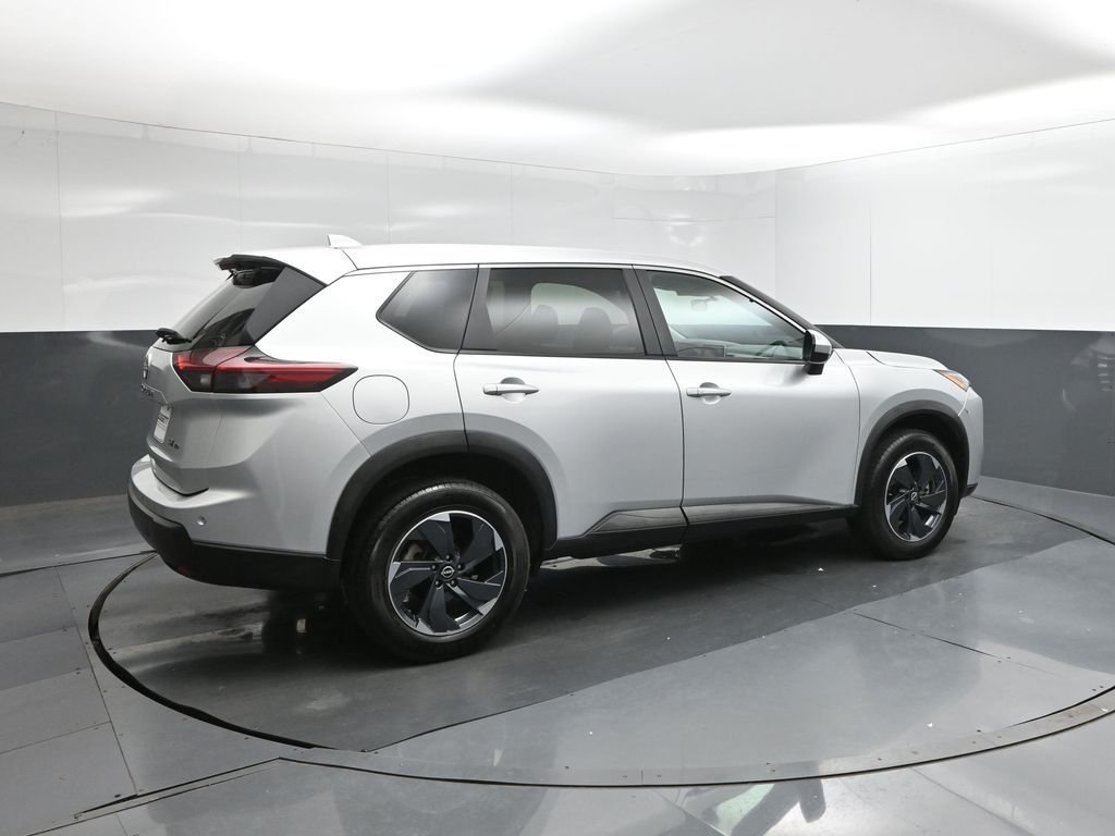 Used 2024 Silver Nissan SV image 8