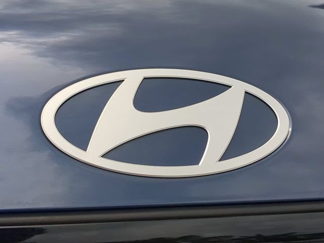Used 2025 Blue Hyundai SEL image 13