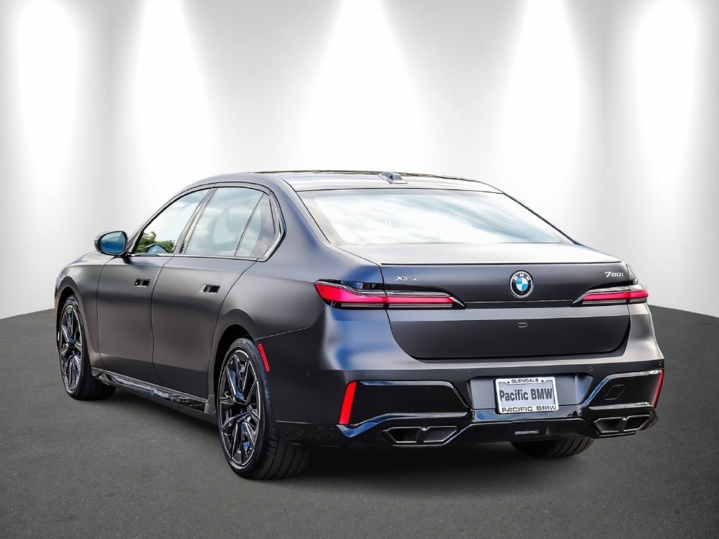 2026 BMW 7 Series photo 4
