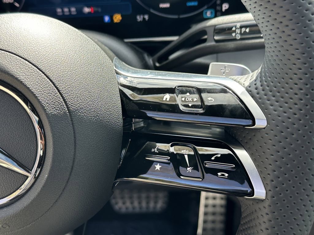 New 2026 MANUFAKTUR Alpine Grey Mercedes-Benz GLC 300 image 29