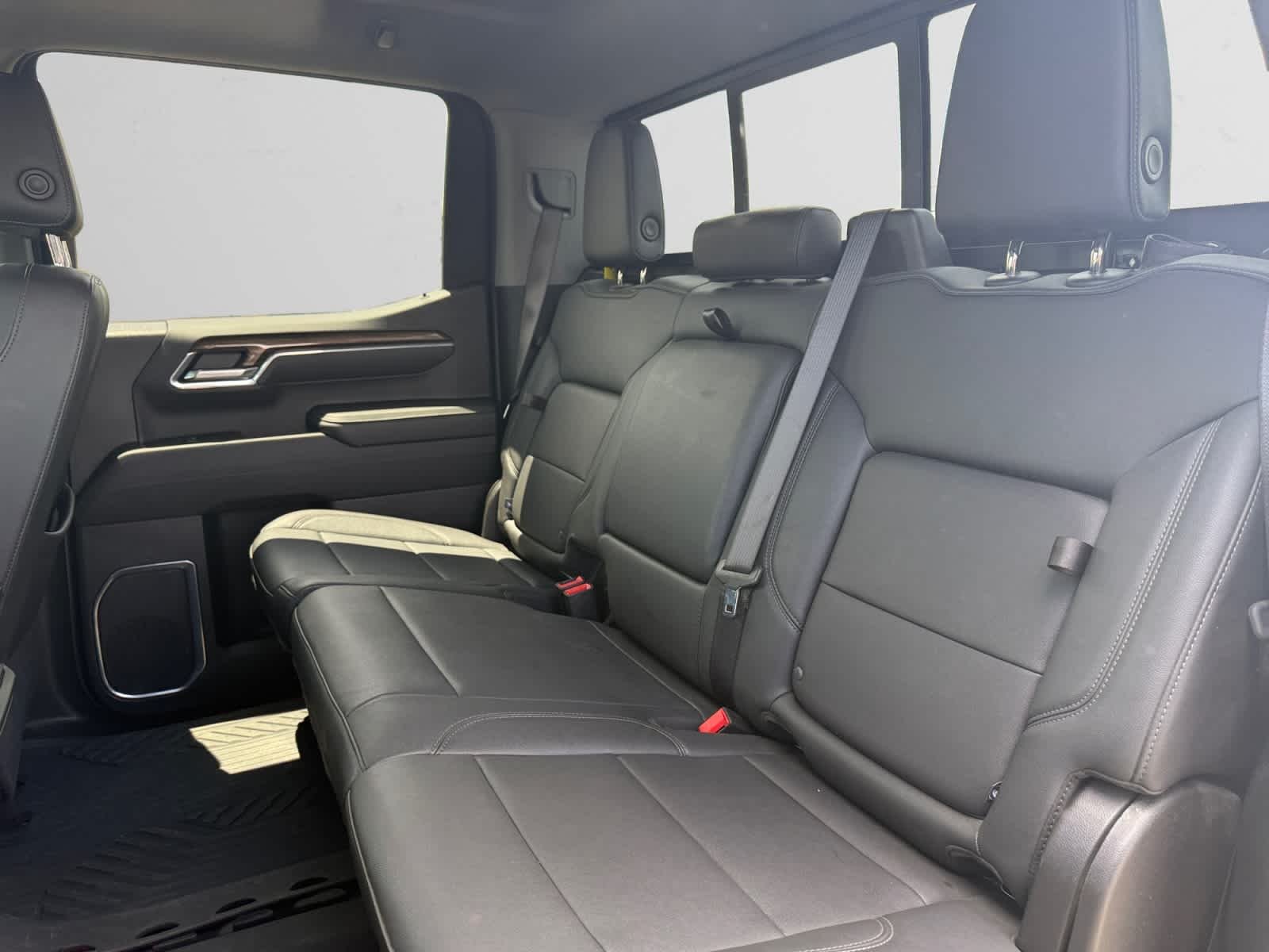 Used 2025 Sterling Gray Metallic Chevrolet LT Trail Boss image 13