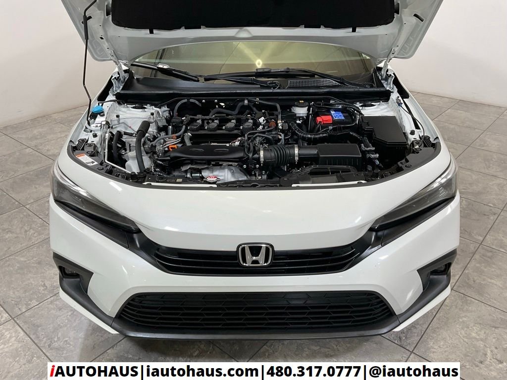 Used 2024 White Honda Touring image 9