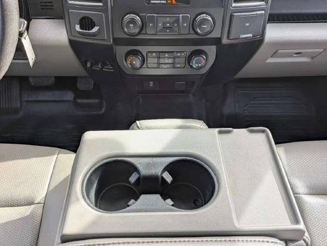 Certified Used 2020 Oxford White Ford XL image 18