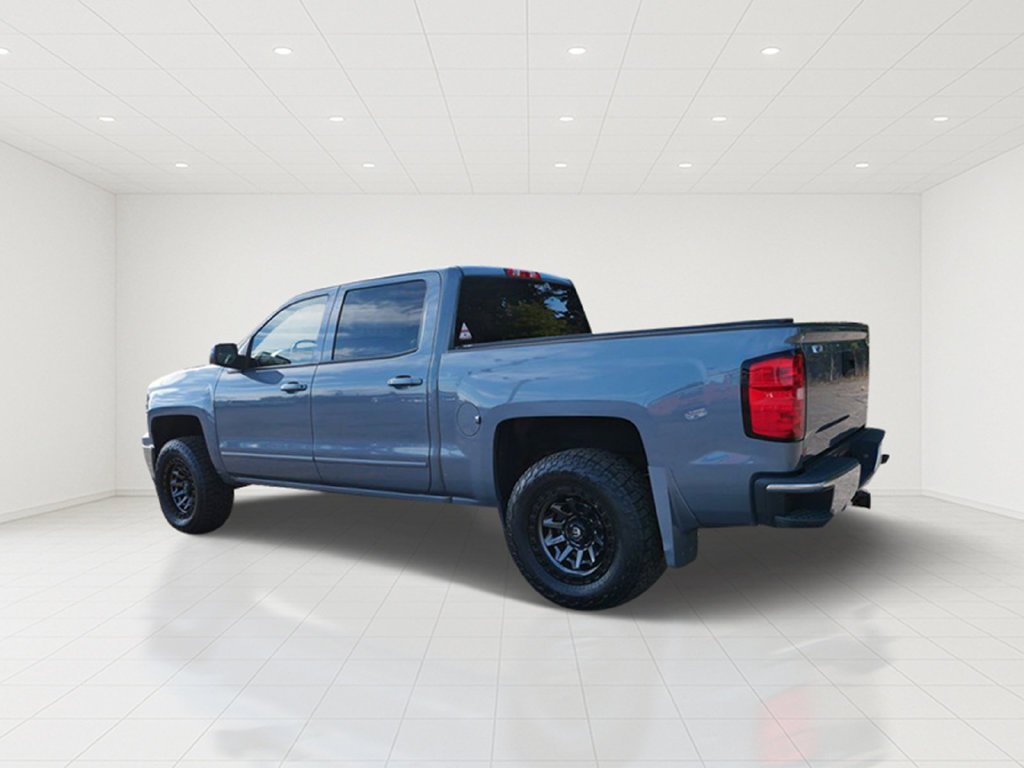 Used 2015 Gray Chevrolet LT image 4