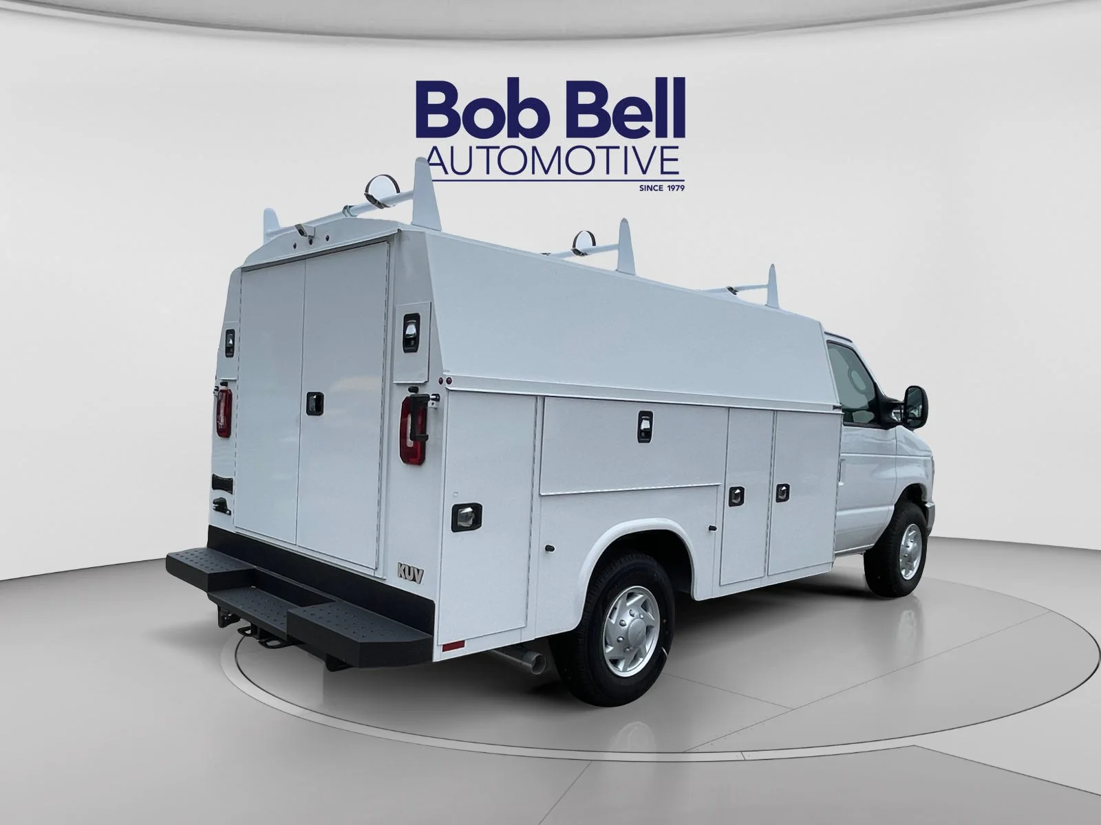 New 2027 Oxford White Ford E-350 SRW image 5