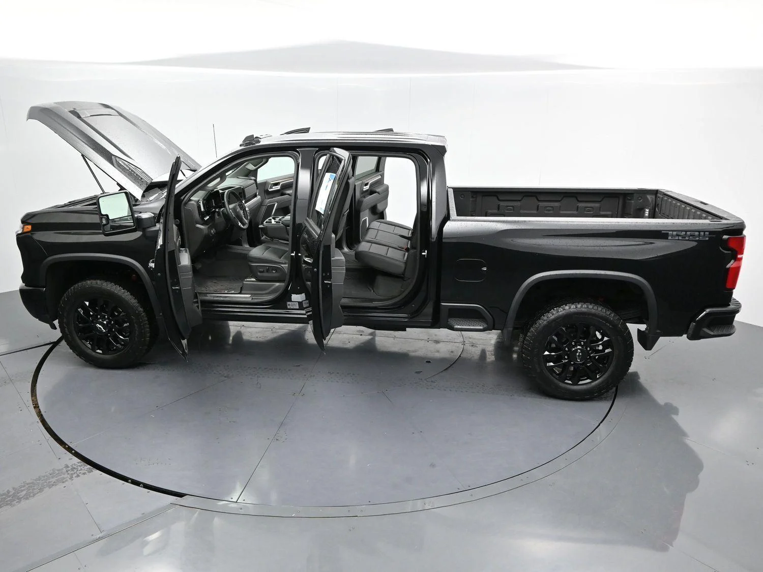 Used 2026 Black Chevrolet LT image 40