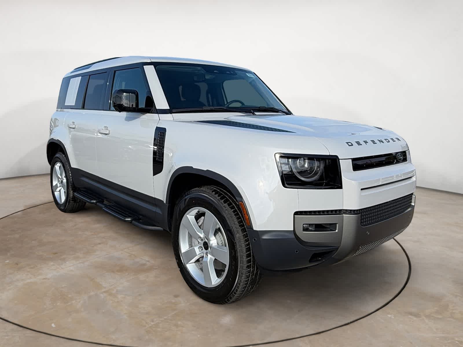 New 2026 Borasco Grey Land Rover S image 7