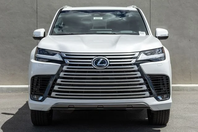 New 2026 Eminent White Pearl Lexus LUXURY image 2