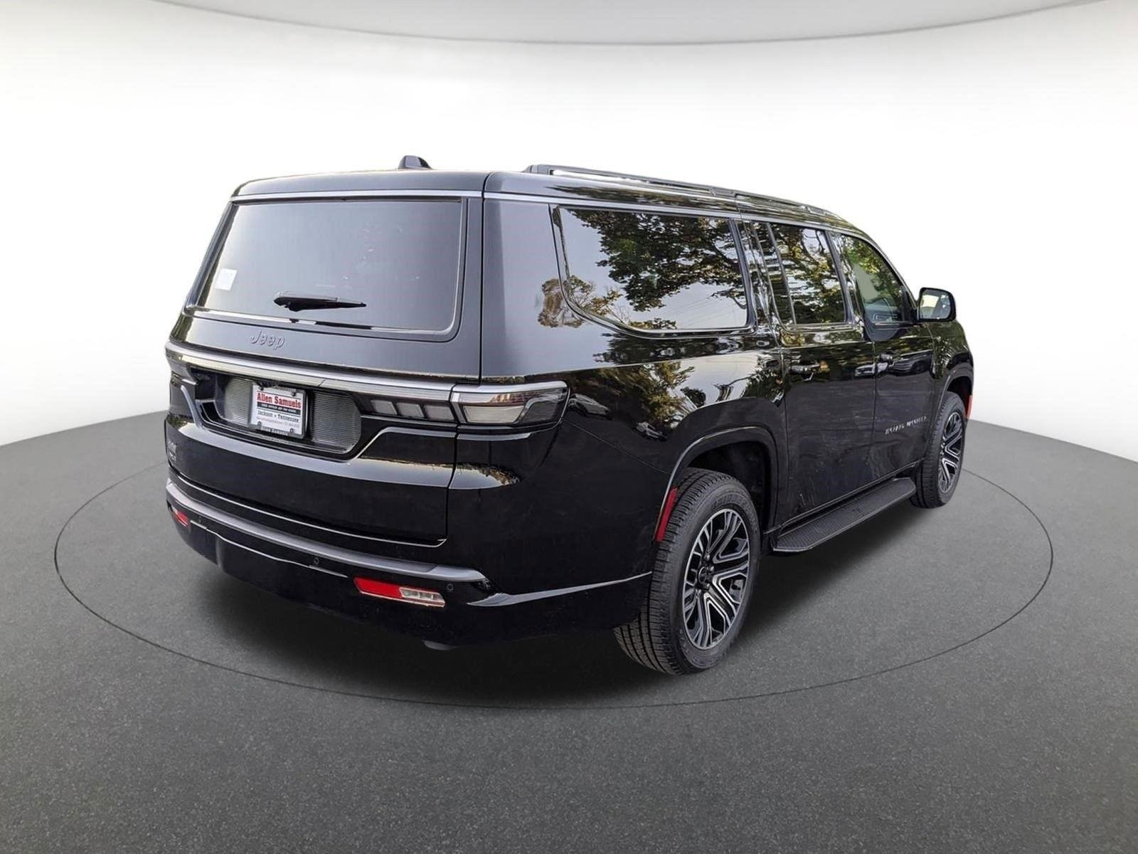 New 2026 High Gloss Black Exterior Paint Jeep 4X4 image 4