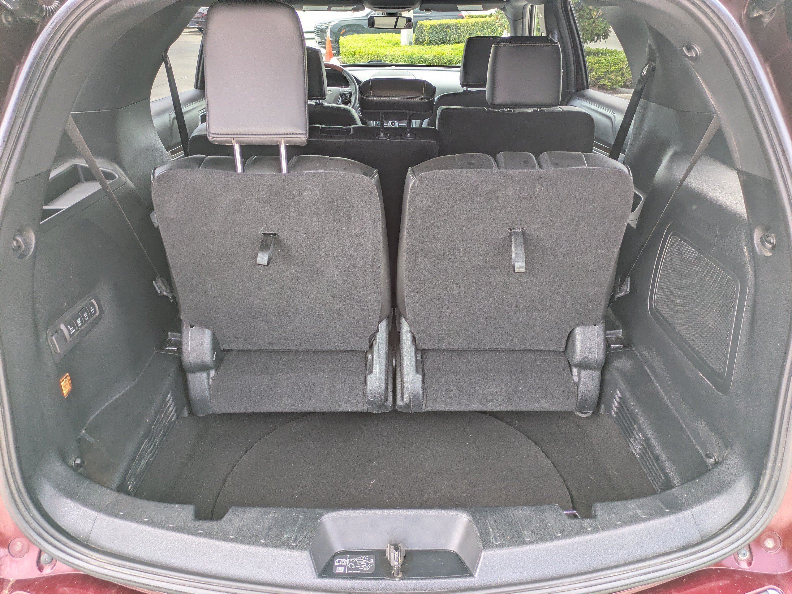 2018 Ford Explorer Platinum - Photo 11
