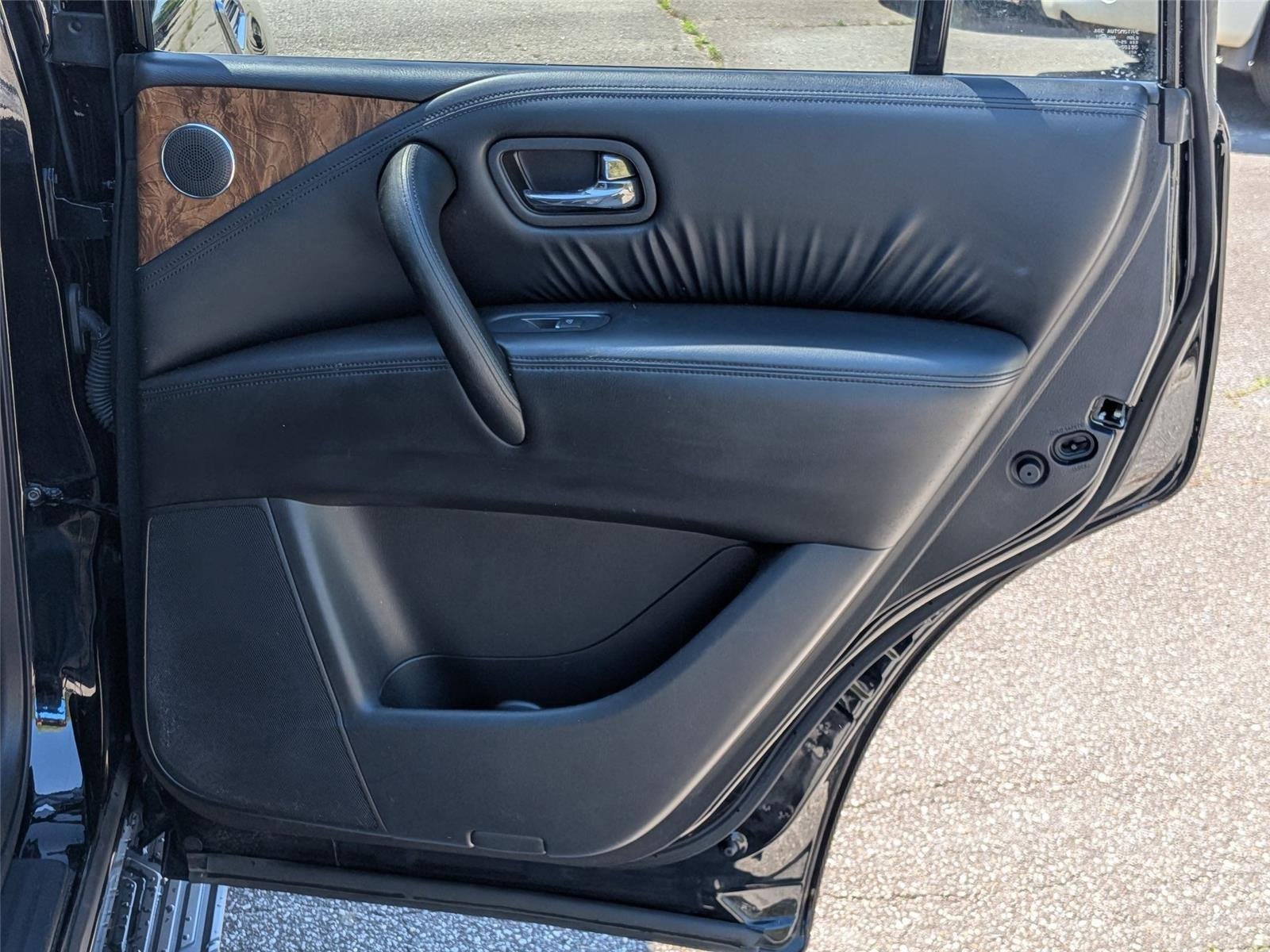Used 2021 Super Black Nissan SL image 35