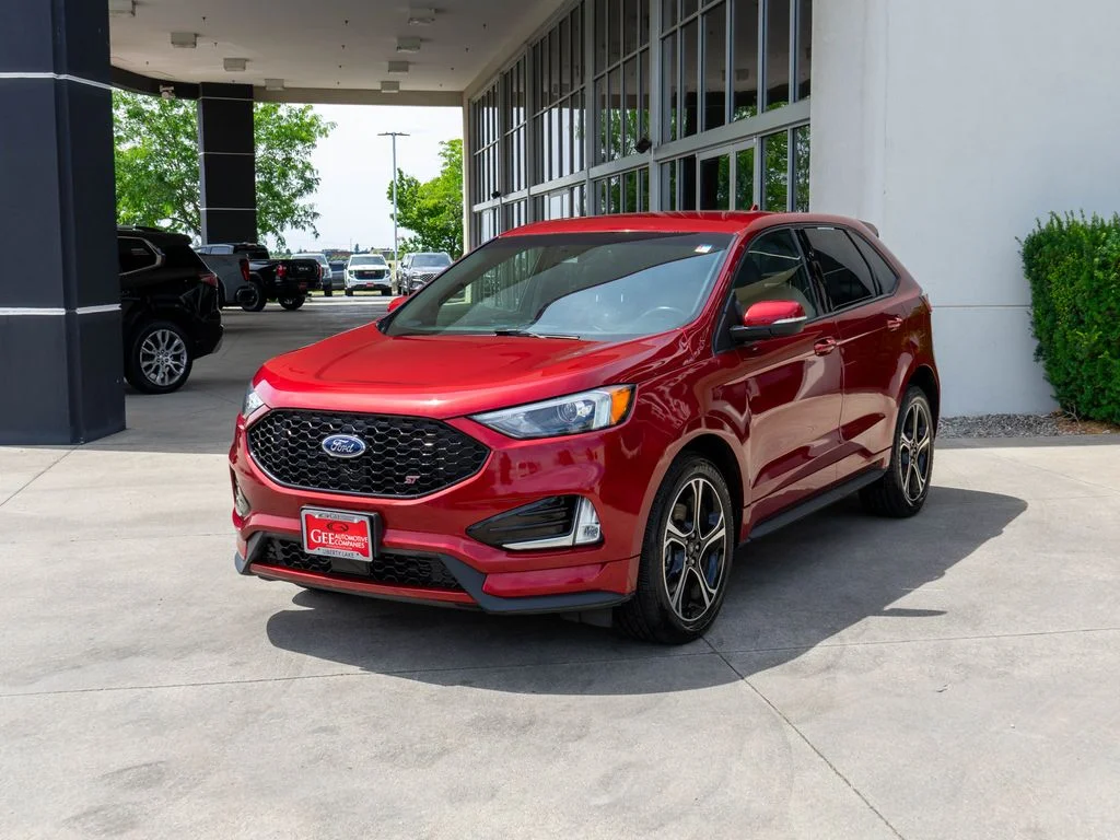 Used 2019 Red Ford ST image 3
