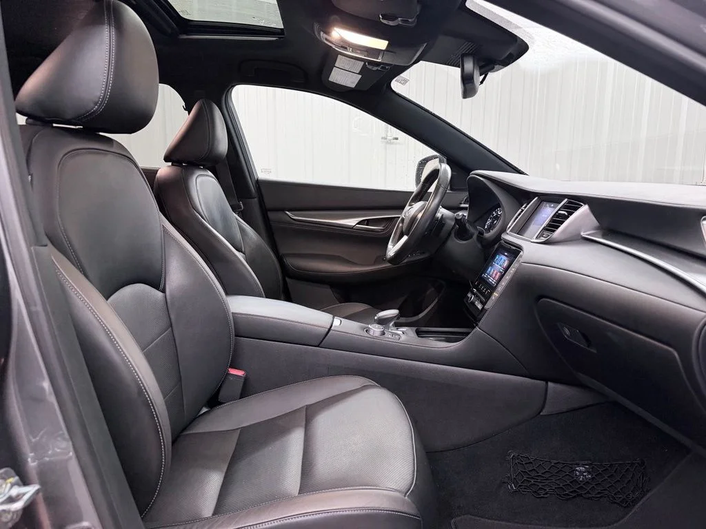 Used 2023 Gray INFINITI LUXE image 36