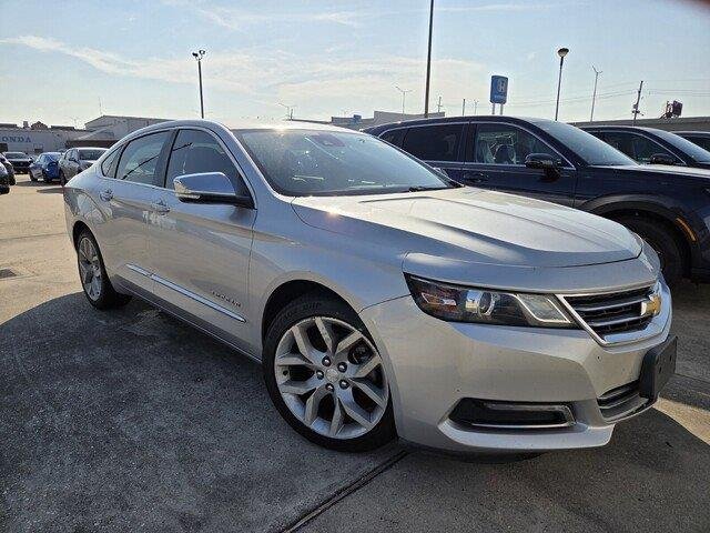Used 2015 Silver Ice Metallic Chevrolet LTZ image 3