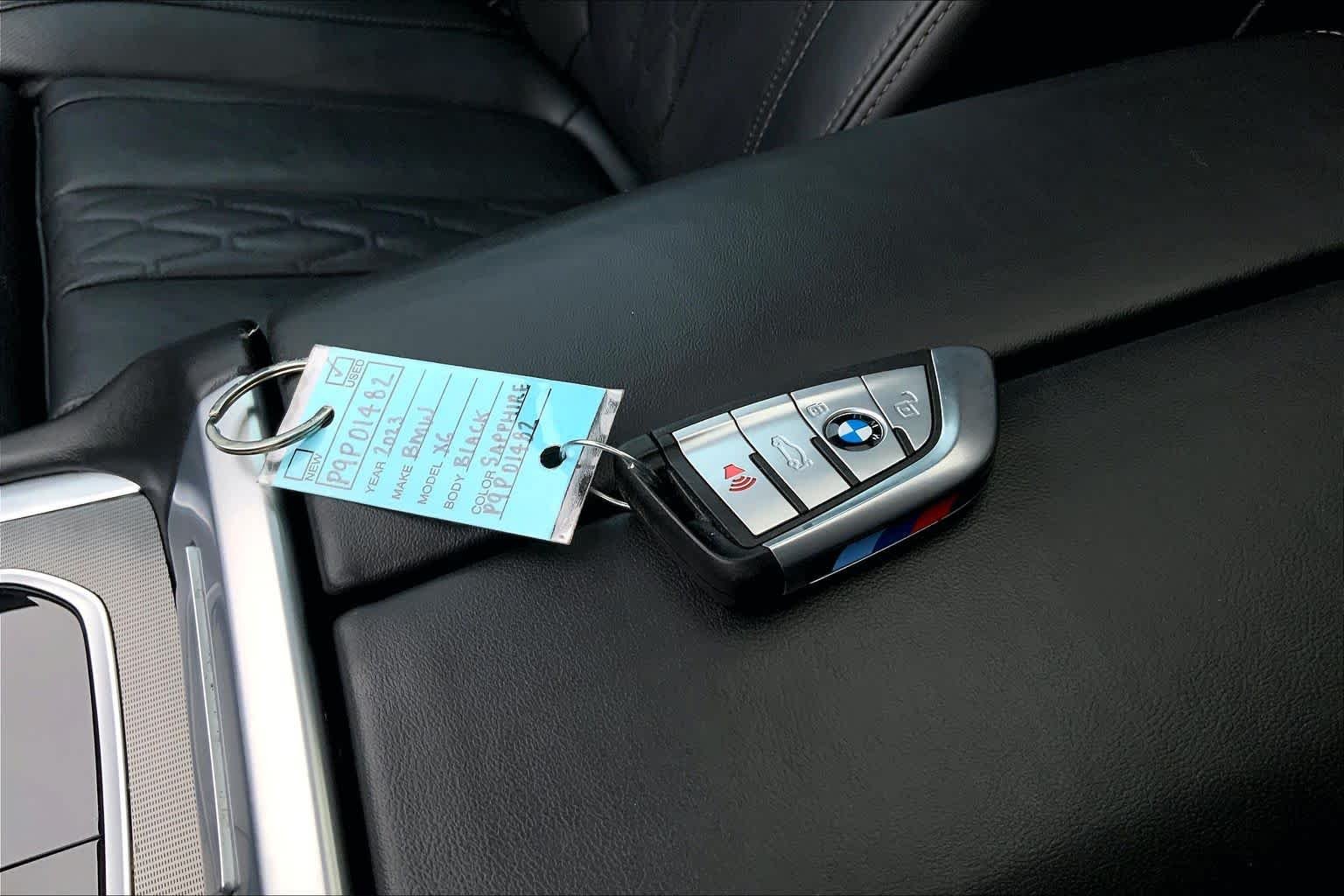 Used 2023 Black Sapphire Metallic BMW xDrive40i image 14