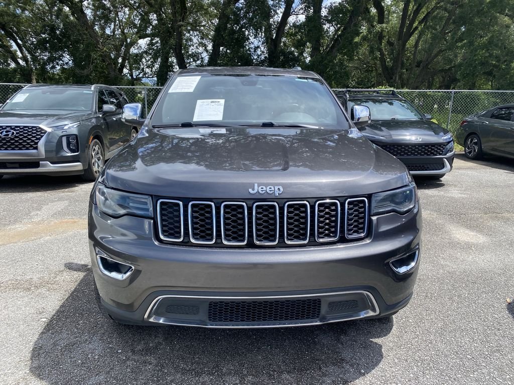 Used 2017 Granite Crystal Metallic Clearcoat Jeep Limited image 2