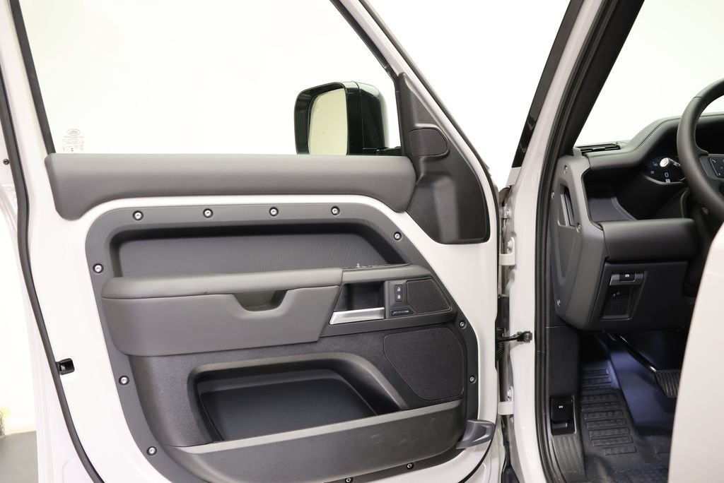 New 2026 Borasco Grey Land Rover S image 26