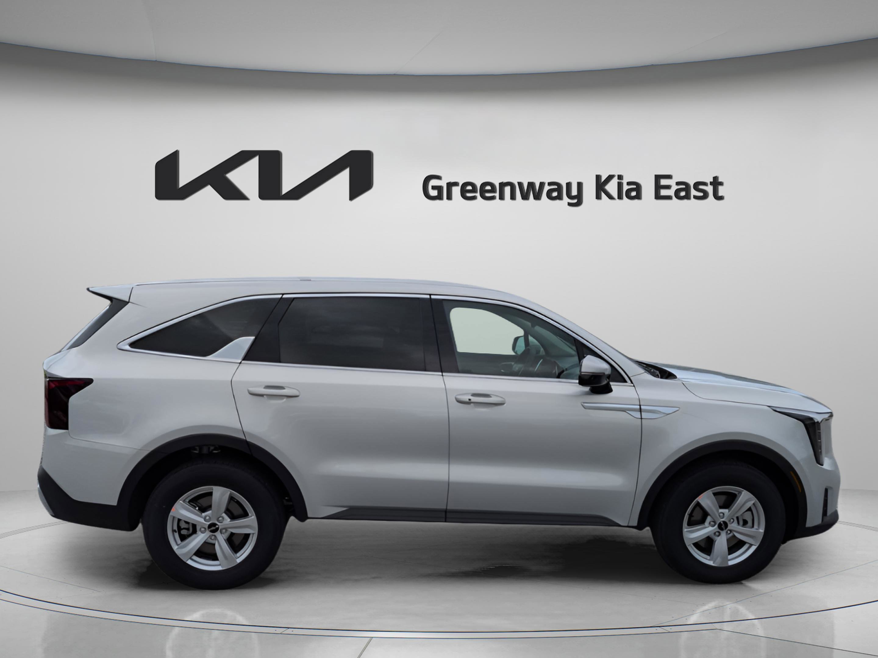 New 2026 Ivory Silver Kia LX image 5