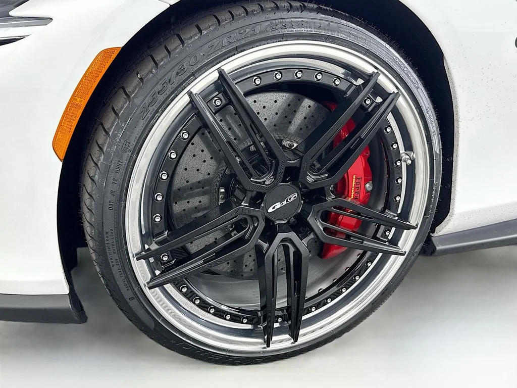 Used 2025 Bianco Avus Ferrari Spider image 35