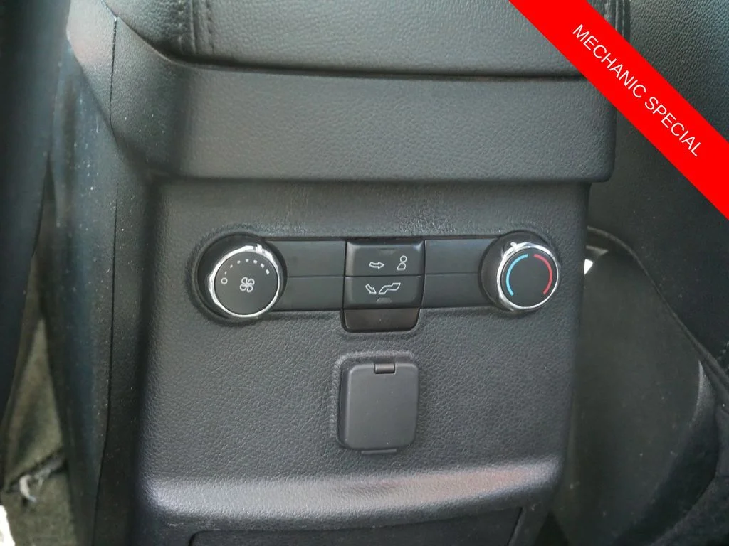 Used 2016 Black Ford XLT image 14