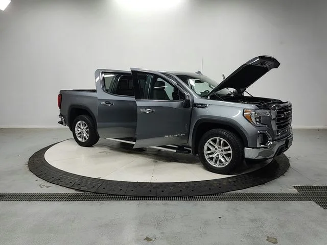 Used 2019 Gray GMC SLT image 9