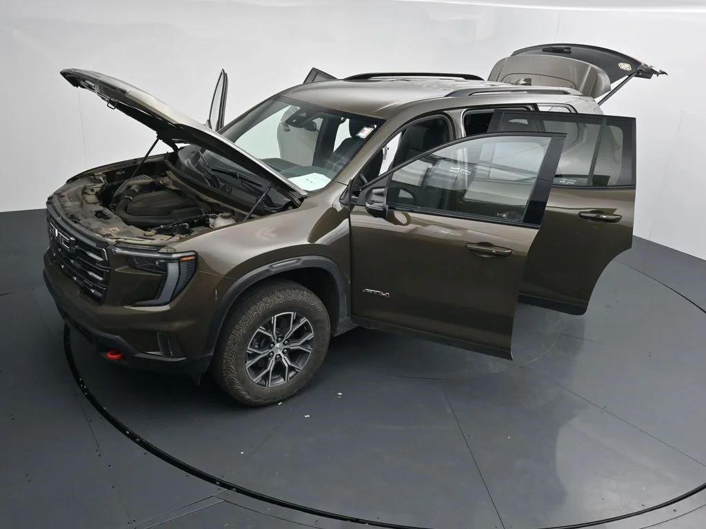 Used 2025 Brown GMC AT4 image 26