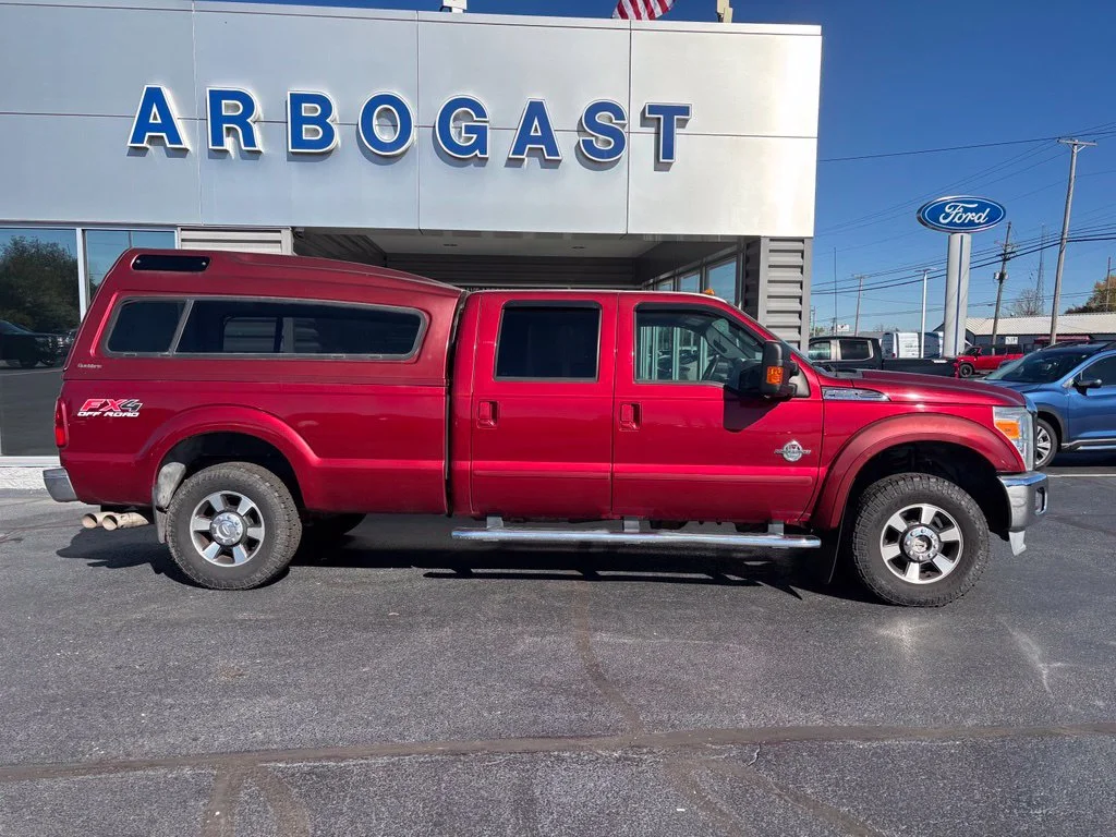 Used 2013 Red Ford Lariat image 3