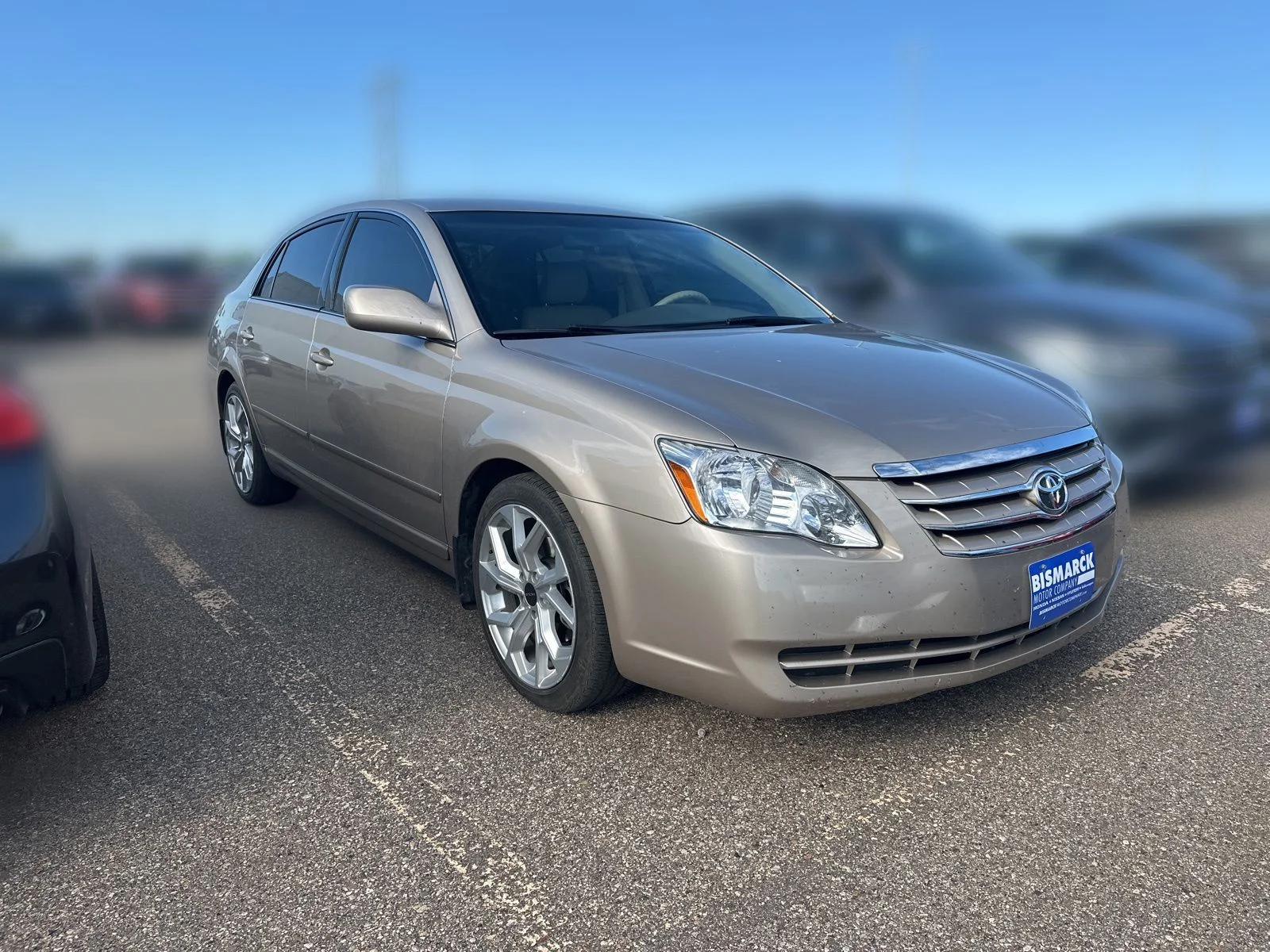 Used 2006 Beige Toyota XL image 2