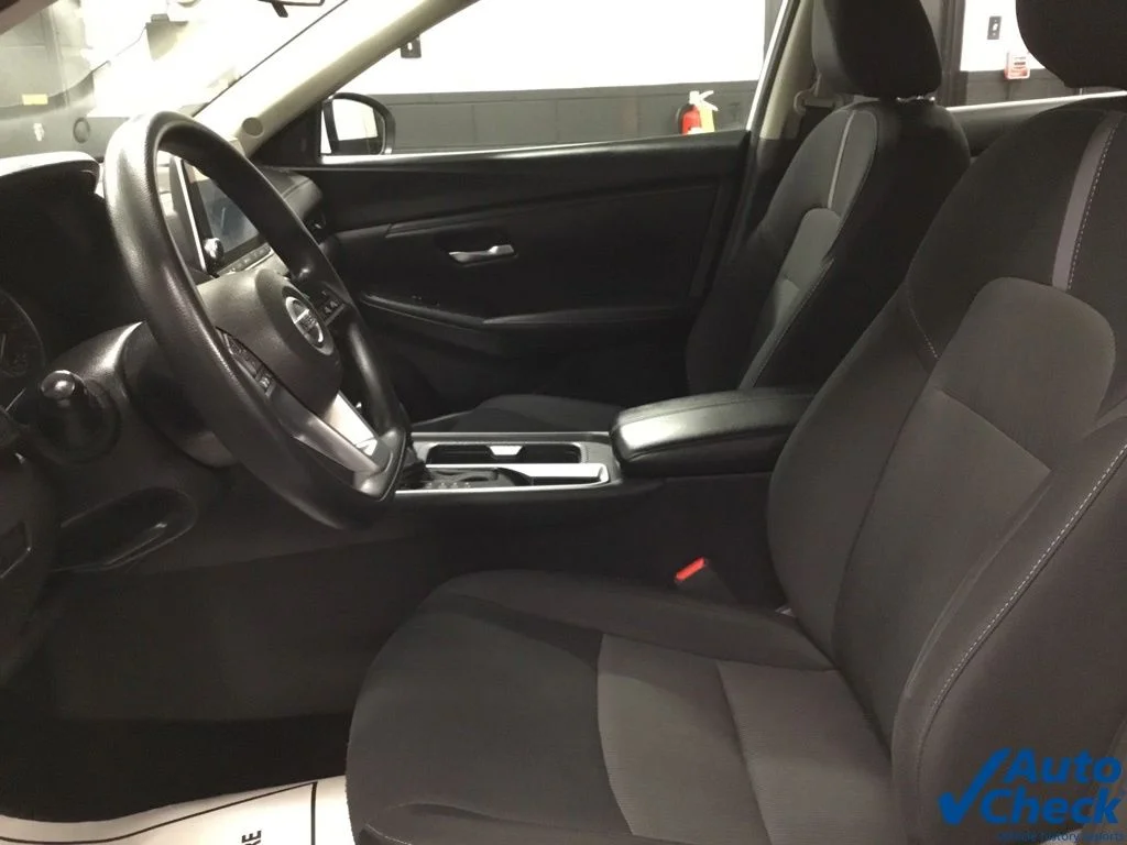 Used 2023 White Nissan SV image 18