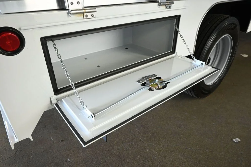 New 2026 Oxford White Ford XL image 33