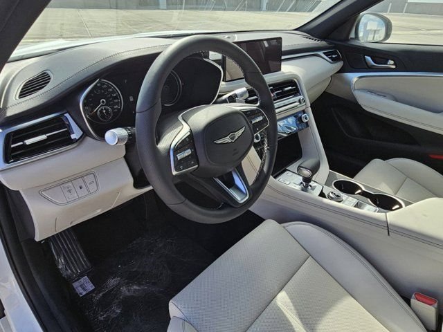 2025 GENESIS G70 Standard - Photo 15