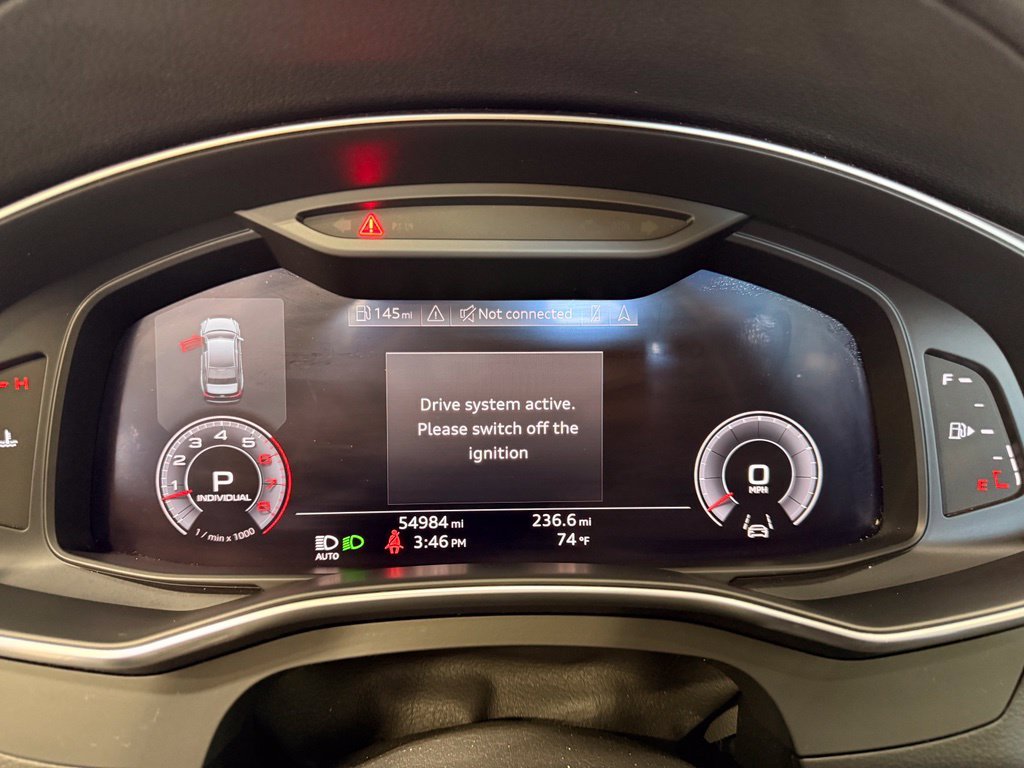 Used 2019 Black Audi quattro image 13