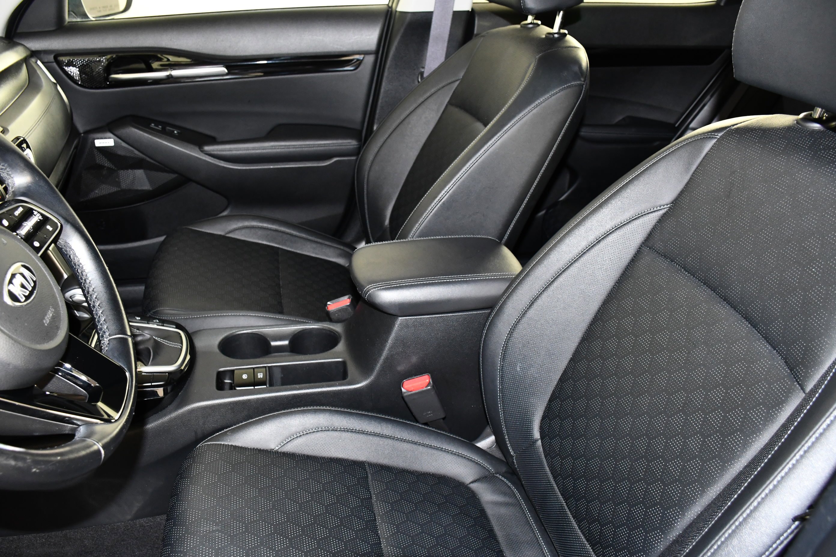 Used 2021 Gravity Gray Kia SX image 38