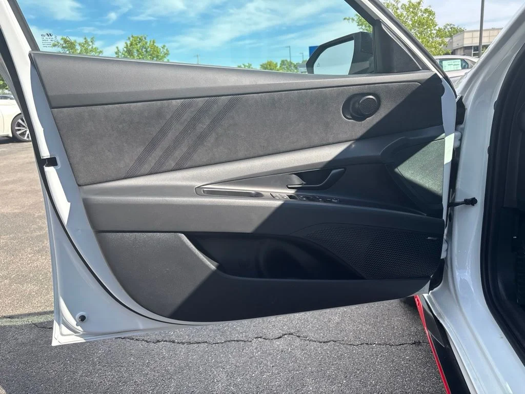 New 2026 White Hyundai Base image 17